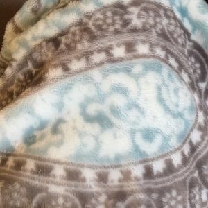 Meet your Posher, Joy